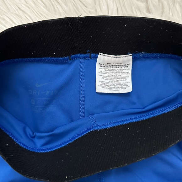 Nike Pro Blue Shorts XSmall - Picture 3 of 3